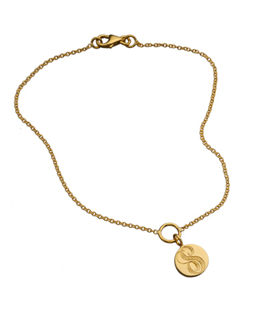 Ariel Gordon Personalized 14k Gold Signet Circle Charm Bracelet