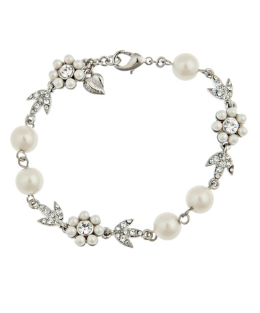 Carolee Floral Pearl Bracelet