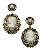 Juliet & Company Cameo Earrings