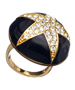 Crystal Streets Zuvan Cocktail Ring