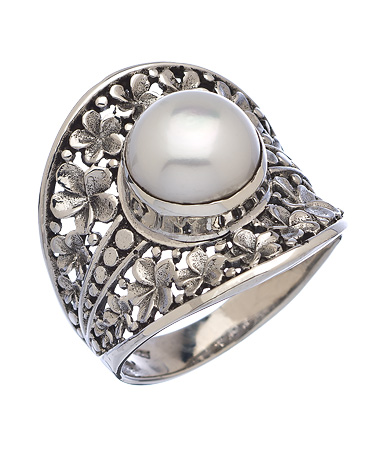 Seraphina Pearl Bali Ring