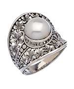 Seraphina Pearl Bali Ring