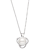 Tang & Song Sterling Silver Pearl and Crystal Flower Pendant Necklace