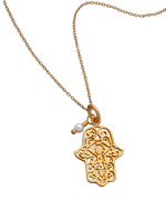 Tres Luxe Pearl and Hamsa Pendant Necklace